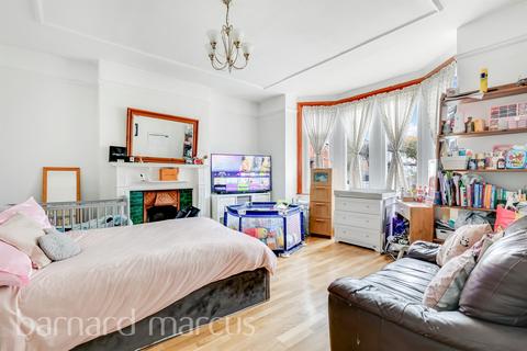 3 bedroom end of terrace house for sale, Richmond Road, Thornton Heath