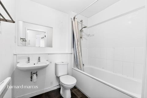 2 bedroom flat for sale, High Street Colliers Wood, London