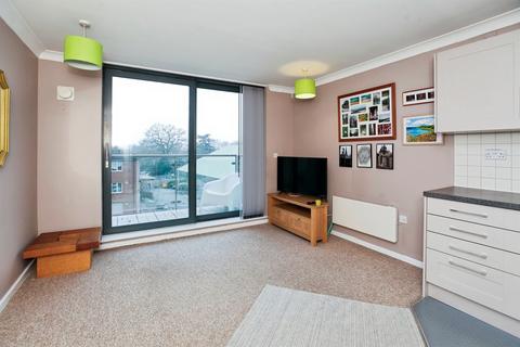 undefined, Bath Road, SLOUGH