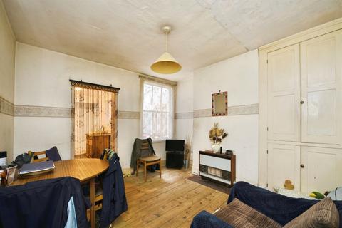 2 bedroom terraced house for sale, St. Marys Road, Watford