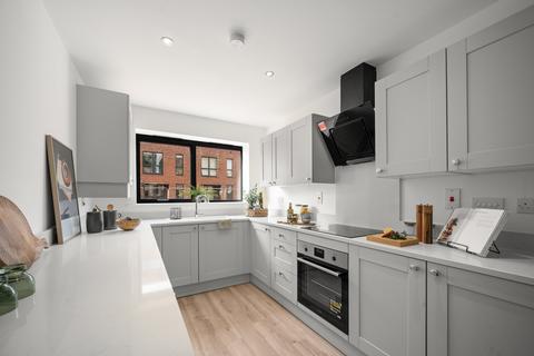 3 bedroom end of terrace house for sale, Trent Lane, Nottingham