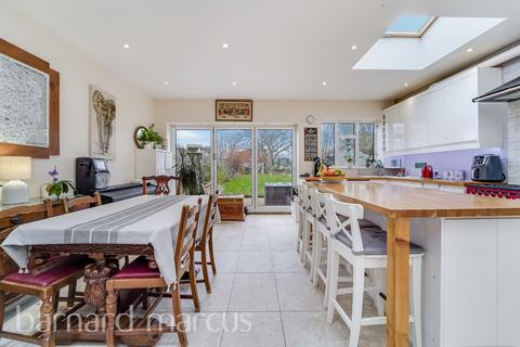 3 bedroom semi-detached house for sale, Ebbisham Road, Worcester Park