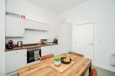 2 bedroom apartment for sale, Victoria Square, PORTLAND
