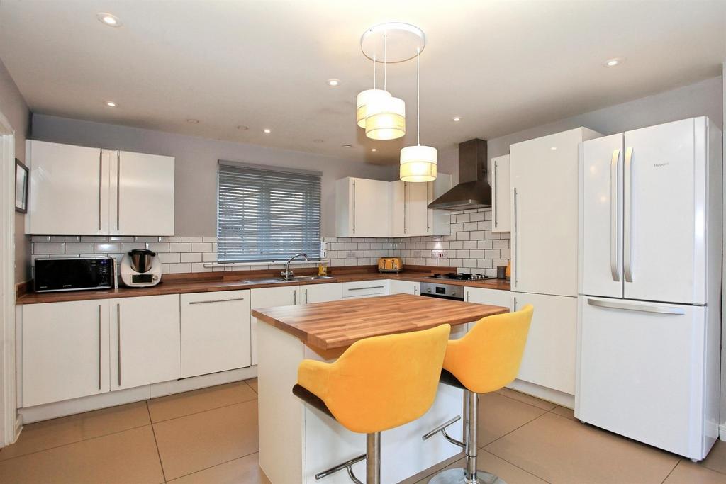 Kitchen/Breakfast/Family Room
