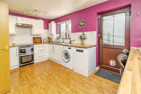 3 bedroom terraced house for sale, Quince Close, Walnut Tree, Milton Keynes