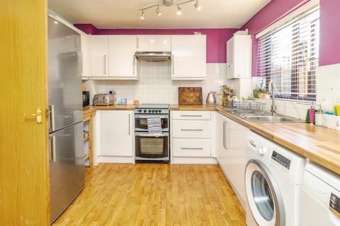 3 bedroom terraced house for sale, Quince Close, Walnut Tree, Milton Keynes