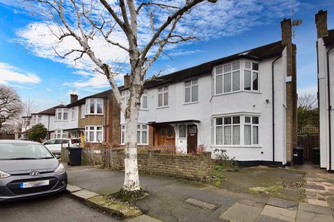 4 bedroom semi-detached house for sale, Pollard Road, London
