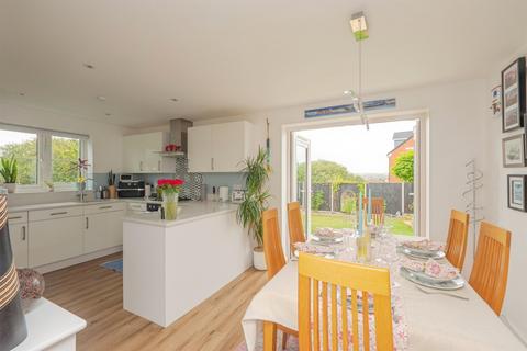 undefined, Rosebay Drive, WEYMOUTH