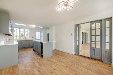 5 bedroom detached house for sale, Heartsease Lane, Norwich