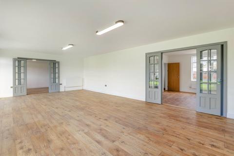 5 bedroom detached house for sale, Heartsease Lane, Norwich