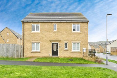 4 bedroom detached house for sale, Priestley Crescent, Bradford