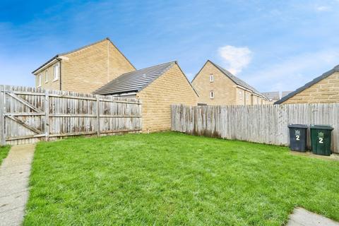 4 bedroom detached house for sale, Priestley Crescent, Bradford