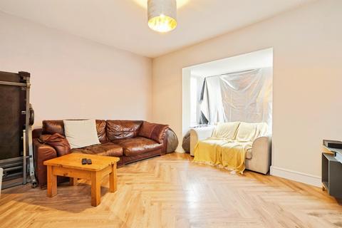 4 bedroom detached house for sale, Priestley Crescent, Bradford