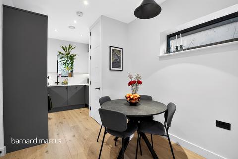 1 bedroom flat for sale, Friern Barnet Lane, London