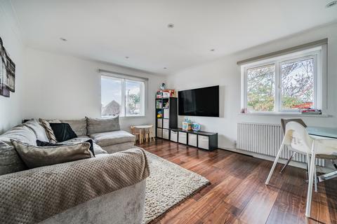 2 bedroom flat for sale, Station Road, Barnet