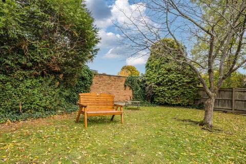 2 bedroom flat for sale, Station Road, Barnet