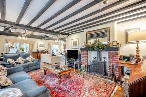 6 bedroom detached house for sale, Drayton High Road, Drayton, Norwich