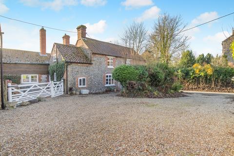 undefined, The Street, Thornage, Holt