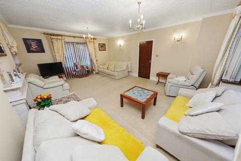 undefined, Cwmynysminton Road, Aberdare CF44