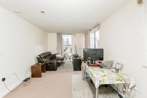 undefined, Puffin Way, Reading