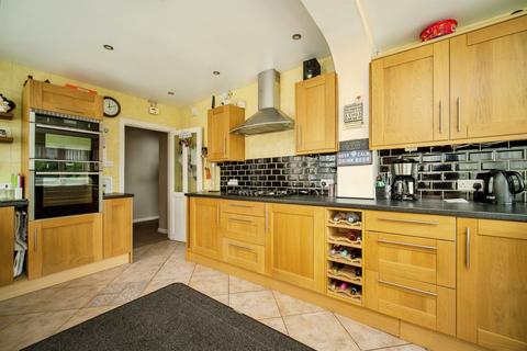 undefined, Greenbury Close, Basingstoke