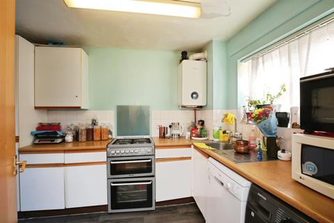 2 bedroom terraced house for sale, Acacia Avenue, OXFORD