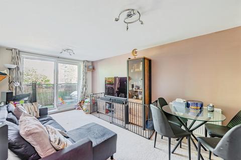 2 bedroom apartment for sale, Commonwealth Drive, Crawley