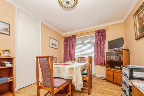 3 bedroom detached bungalow for sale, Milford Close, Wivenhoe, Colchester