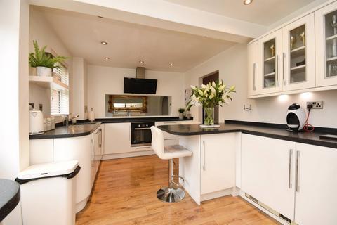 4 bedroom detached house for sale, Melville Heath, South Woodham Ferrers, Chelmsford