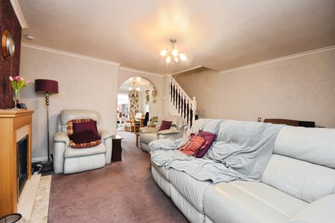 3 bedroom terraced house for sale, Petrel Way, Tile Kiln, Chelmsford