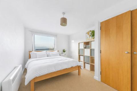 1 bedroom flat for sale, Effra Parade, London