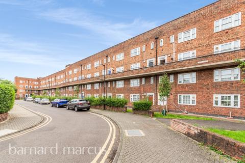 3 bedroom flat for sale, Worsopp Drive, London