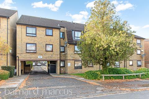 1 bedroom flat for sale, Howard Road, London