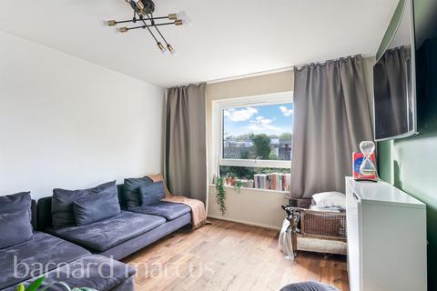 1 bedroom flat for sale, Howard Road, London