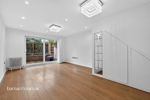 3 bedroom terraced house for sale, Bardsley Close, Croydon