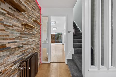 3 bedroom terraced house for sale, Bardsley Close, Croydon