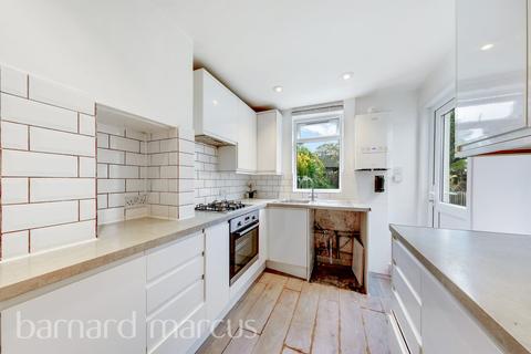3 bedroom terraced house for sale, Davidson Road, Croydon
