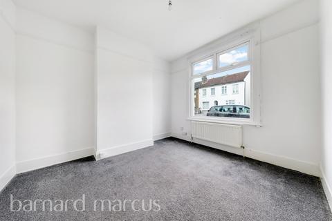 3 bedroom terraced house for sale, Davidson Road, Croydon