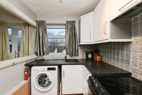 3 bedroom semi-detached house for sale, Manvers Close, North Anston, Sheffield