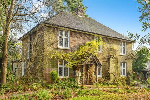 4 bedroom detached house for sale, Langridge Lane, Haywards Heath