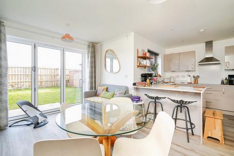 3 bedroom semi-detached house for sale, The Elms, Wantage