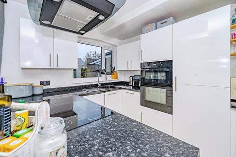 3 bedroom end of terrace house for sale, Belswains Lane, HEMEL HEMPSTEAD