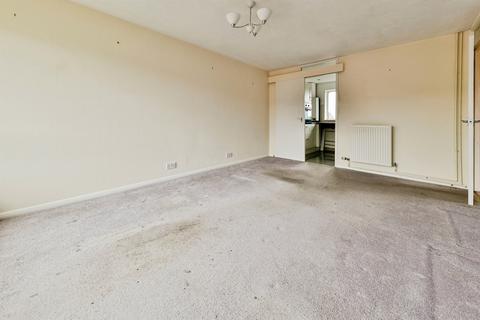 2 bedroom maisonette for sale, Bowmans Avenue, Hitchin