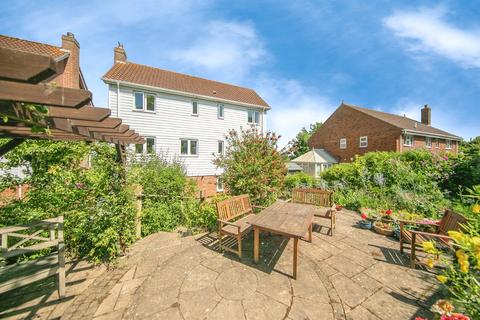 5 bedroom detached house for sale, Station Lane, Harwich