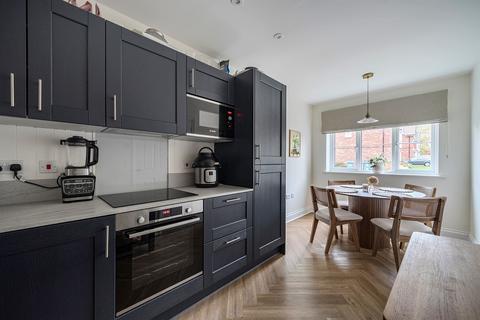 3 bedroom semi-detached house for sale, Godayn Grove, Maidenhead