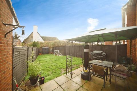 3 bedroom end of terrace house for sale, Severn Drive, Taunton