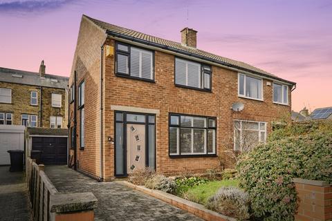 3 bedroom semi-detached house for sale, Arncliffe Garth, Farsley, PUDSEY