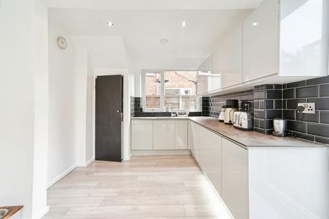 3 bedroom semi-detached house for sale, Arncliffe Garth, Farsley, PUDSEY