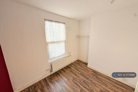 1 bedroom flat to rent, Malpas Road, London, SE4