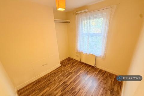 1 bedroom flat to rent, Malpas Road, London, SE4